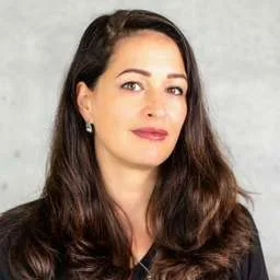 Dina Titkova