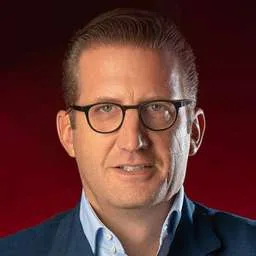 Stephan Zöchling, CEO at Remus
