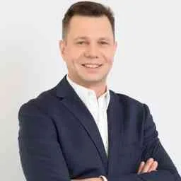 Marcin Woźniak, Angel Investor