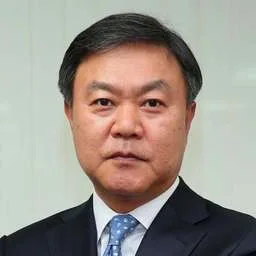 Young Moo Choi
