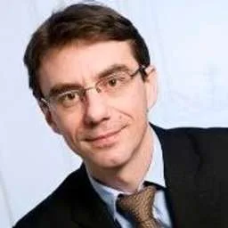 Emmanuel Vallee