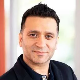 Iqbal Mufti