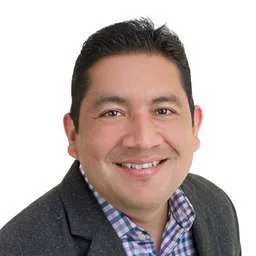 Eli Velasquez