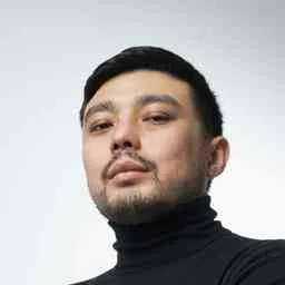 Olzhas Zhiyenkul, CEO at Investbanq