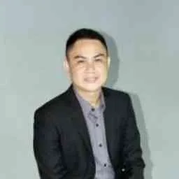 Edgar Flores