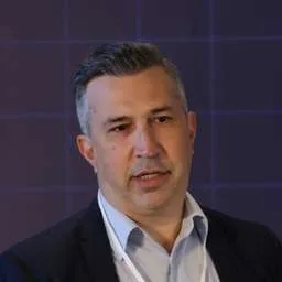 ÖZGÜR TEMEL
