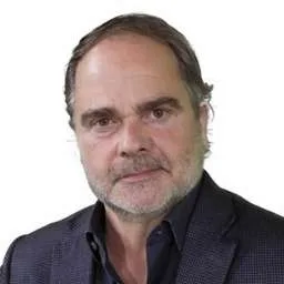 Roberto Urbez Plasencia, Angel Investor