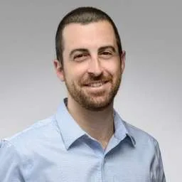 Raz Mangel