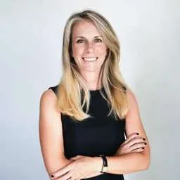 Elena Mirandola, Angel Investor