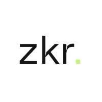 zkr.