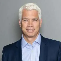 Henning Tewes