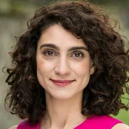 Nadia Nikolova