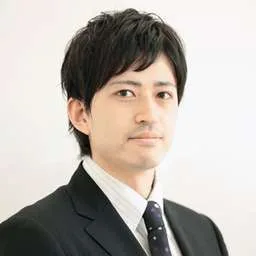Shunsuke Hattori, President and Director at Seven Rich Accounting