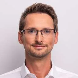Lukáš Martinák, Angel Investor