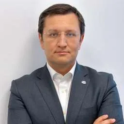 Ermek Ashkenov, Angel Investor