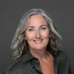Heidi Mosbek, Angel Investor