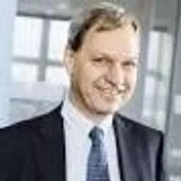 Lars Thuesen., Angel Investor