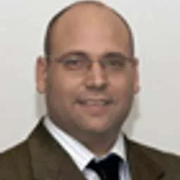 Yaniv Giron