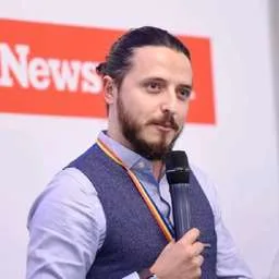 Cosmin Manea, Non-Executive Employee at InstaShop