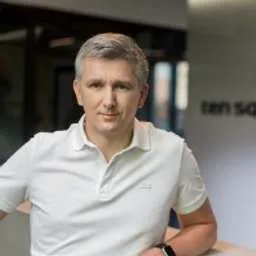 Maciej Zużałek, Angel Investor