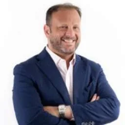 Augusto Valli, Angel Investor