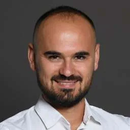 Genti Selenica, Angel Investor