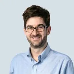 Tom Davies