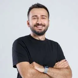 Enes Usta