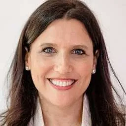 Dina Bakst