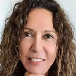 Orit Greenebrg, Angel Investor