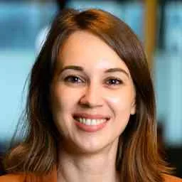 Lisa Schroeder