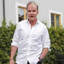 Urban EdenströmP.O. Box 7795 103 96 Stockholm Sweden, Founder and CEO at Stronghold Invest AB
