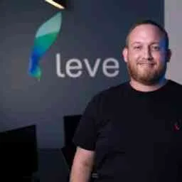Hugo Abreu, Angel Investor