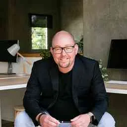 Kristofer Rogers