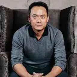 Curtis Macnguyen