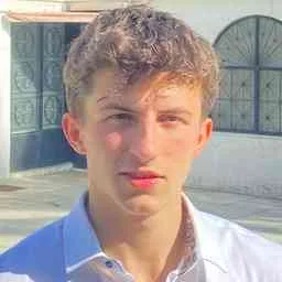 Robert Alexandrou
