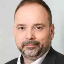 Akos Berzi