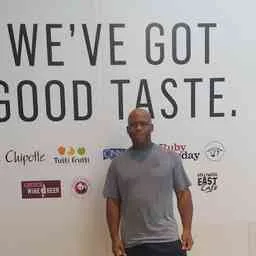 L. E. Ronni Davis, Angel Investor