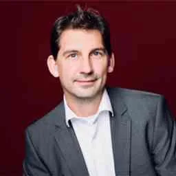 Dr. Benjamin Waldmann
