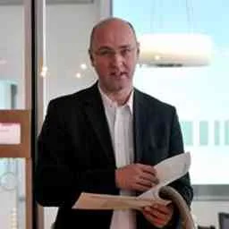 Klaus Juergen Buss